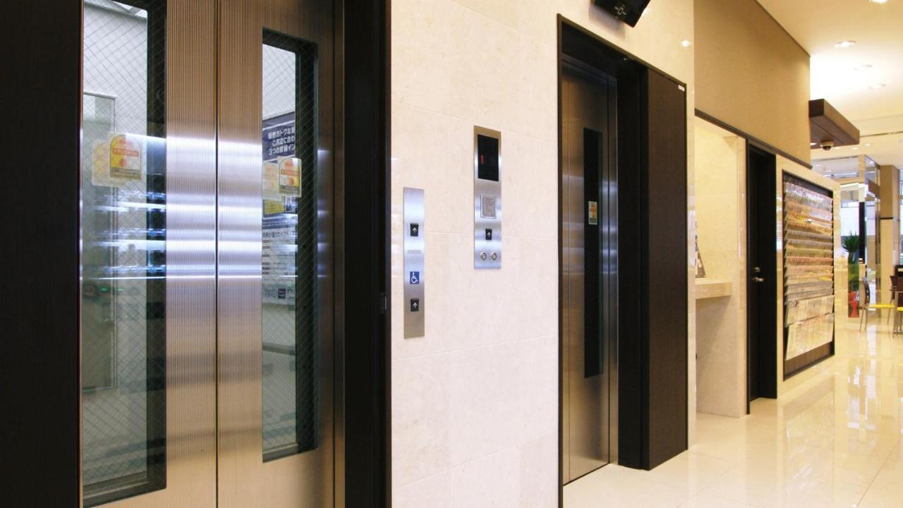 Toyoko Inn Kanda Akihabara Токио Экстерьер фото