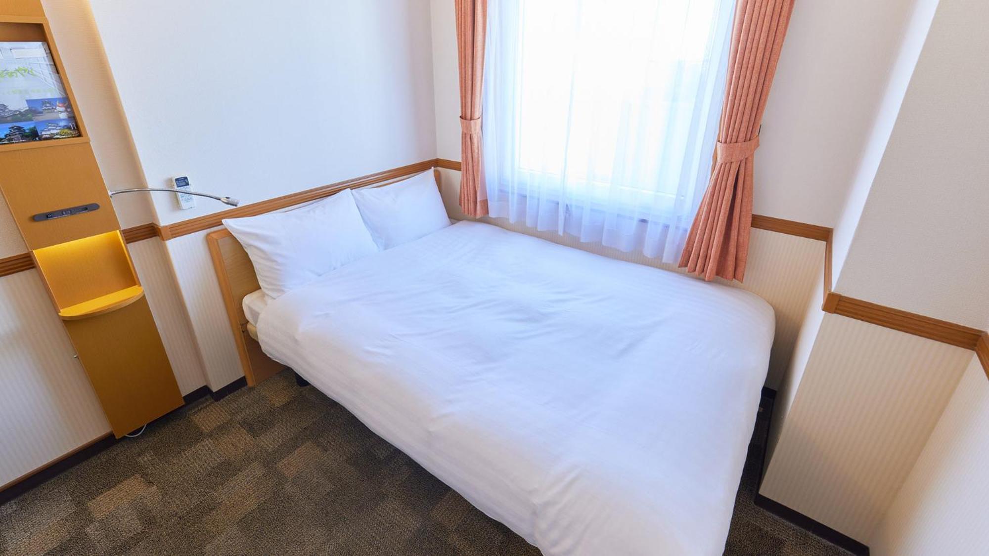 Toyoko Inn Kanda Akihabara Токио Номер фото