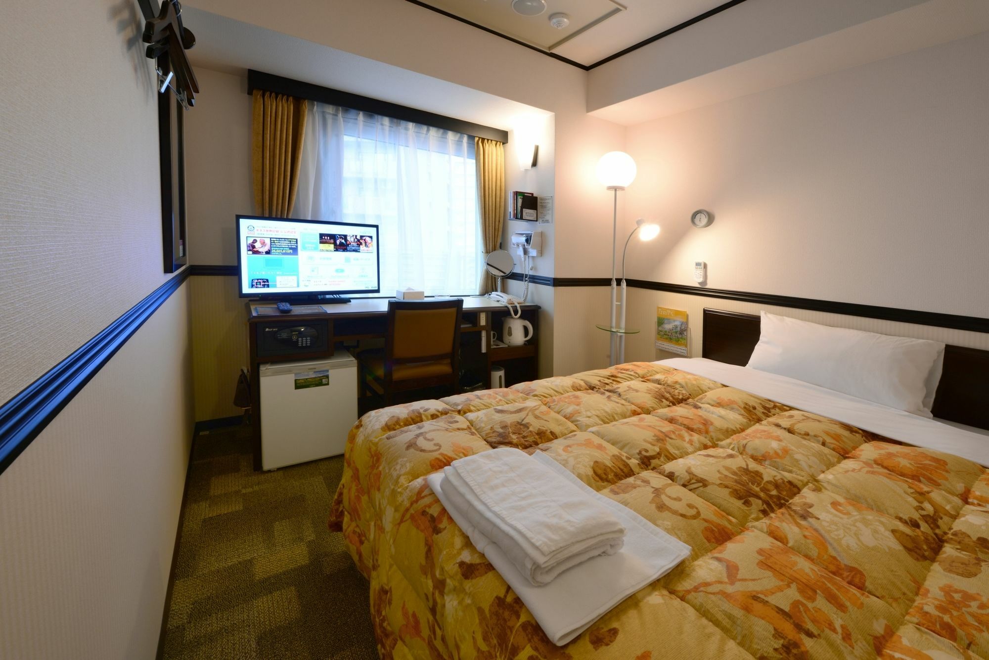 Toyoko Inn Kanda Akihabara Токио Экстерьер фото