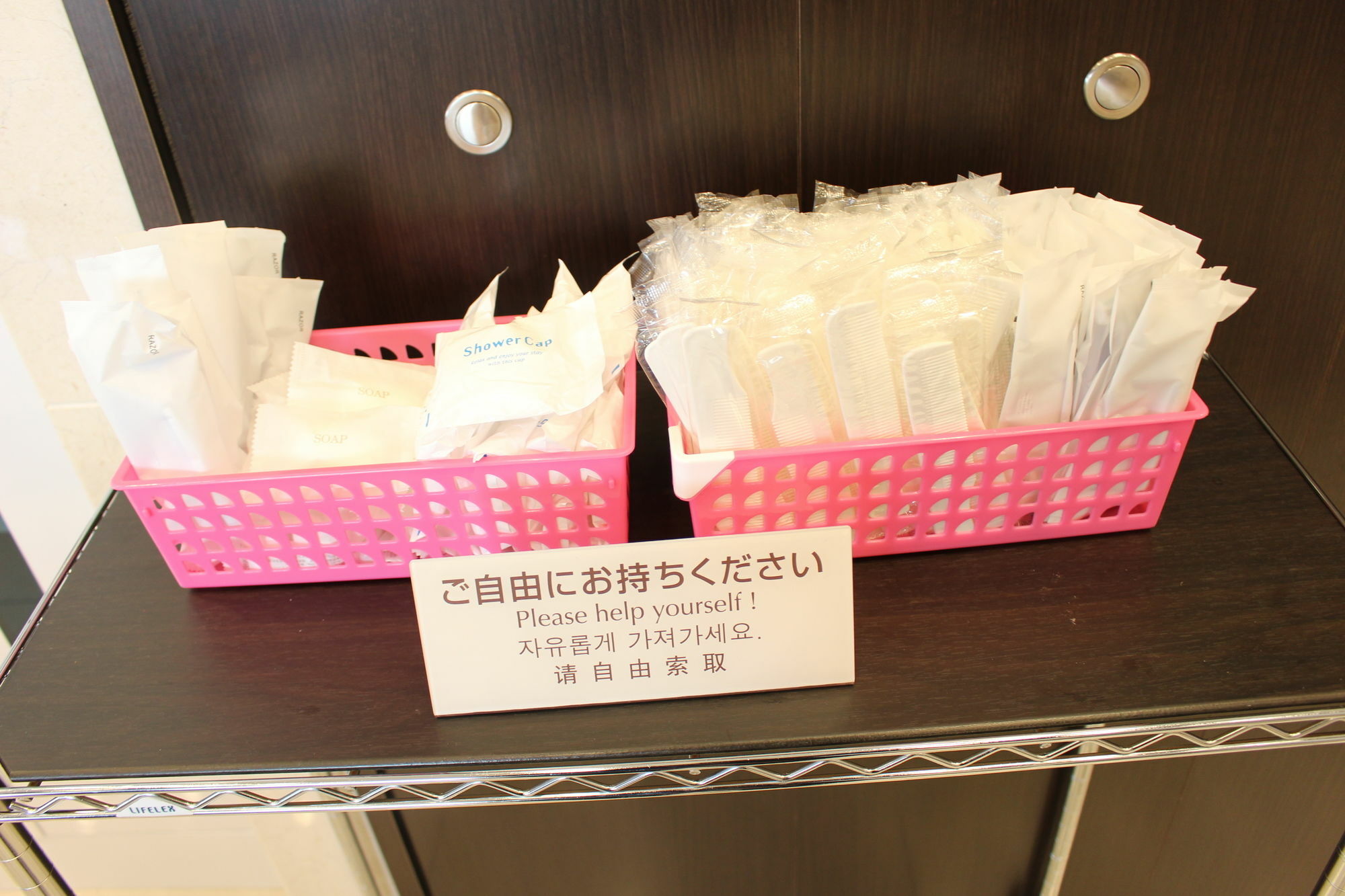 Toyoko Inn Kanda Akihabara Токио Экстерьер фото